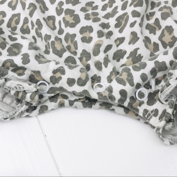 Carter’s Leopard Print Romper - Picture 3 of 7